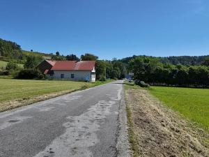 Prodej pozemku pro bydlení, Střemošice, 4400 m2