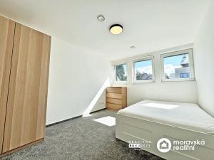 Pronájem bytu 4+kk, Brno, Březinova, 115 m2