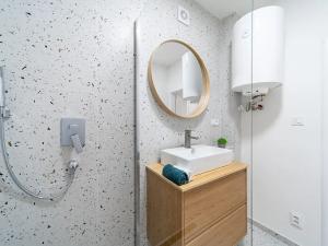 Prodej bytu 2+kk, Praha - Nusle, Dačického, 46 m2