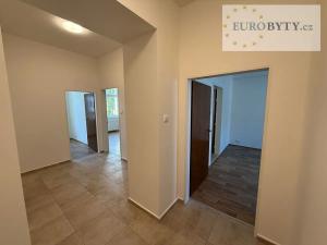 Pronájem bytu 2+1, Praha - Nusle, Na Pankráci, 65 m2
