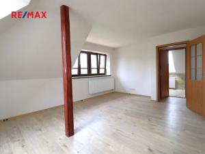 Pronájem rodinného domu, Úvaly, Jeronýmova, 158 m2