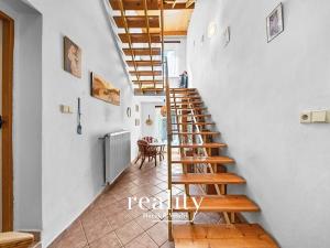 Prodej rodinného domu, Vyskytná, 179 m2