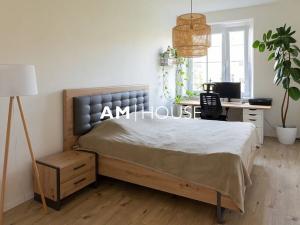 Pronájem bytu 2+kk, Praha - Holešovice, Osadní, 58 m2