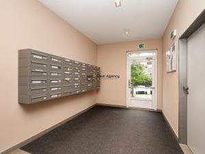 Prodej bytu 2+kk, Praha - Hlubočepy, Geologická, 47 m2