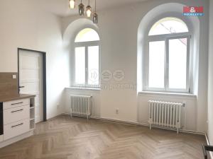 Pronájem bytu 2+kk, Hrádek nad Nisou, Horní náměstí, 45 m2