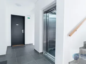 Pronájem bytu 2+kk, Nymburk, K Lesu, 50 m2