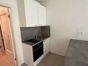 Pronájem bytu 1+kk, Brno, Hvězdová, 30 m2