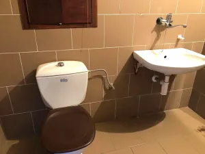 Pronájem výrobních prostor, Fryšták, 650 m2