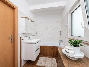 Prodej rodinného domu, Zlončice, 99 m2