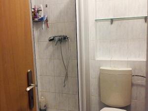 Pronájem bytu 1+kk, Praha - Hlubočepy, Voskovcova, 32 m2