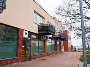 Pronájem bytu 1+kk, Praha - Hlubočepy, Voskovcova, 32 m2