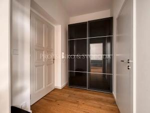 Prodej bytu 2+kk, Praha - Žižkov, U božích bojovníků, 48 m2