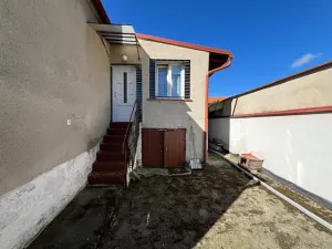 Prodej rodinného domu, Nové Strašecí, Tovární, 90 m2