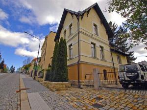 Prodej rodinného domu, Jablonec nad Nisou, Průmyslová, 300 m2