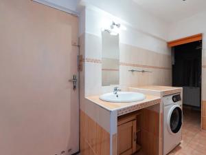 Prodej rodinného domu, Praha - Kobylisy, Přemyšlenská, 110 m2