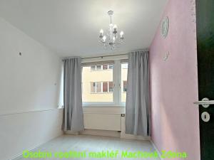 Pronájem bytu 3+kk, Praha - Vysočany, 66 m2