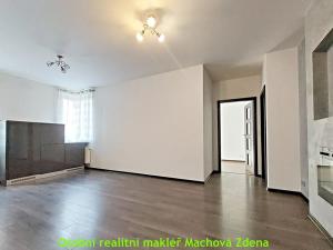 Pronájem bytu 3+kk, Praha - Vysočany, 66 m2