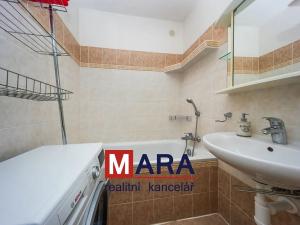 Prodej bytu 3+1, Olomouc, Schweitzerova, 68 m2