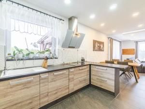 Prodej rodinného domu, Rožmitál pod Třemšínem, 180 m2