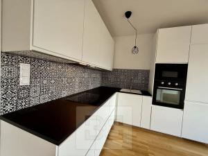 Pronájem bytu 2+kk, Praha - Michle, Hadovitá, 50 m2