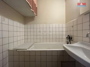 Prodej bytu 2+1, Chomutov, Haškova, 51 m2