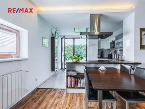 Prodej rodinného domu, Praha - Vinoř, Lipoltická, 202 m2
