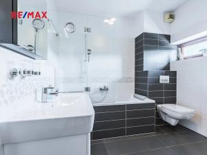 Prodej rodinného domu, Praha - Vinoř, Lipoltická, 202 m2