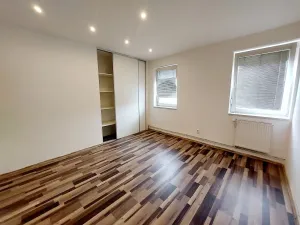 Pronájem bytu 3+kk, Brno, Banskobystrická, 70 m2