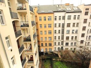 Pronájem bytu 3+1, Praha - Smíchov, Kořenského, 109 m2