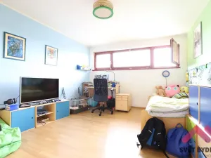 Pronájem rodinného domu, Praha - Dubeč, Kolocova, 220 m2