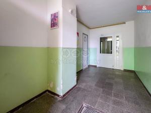 Prodej bytu 3+1, Toužim, Sídliště, 60 m2