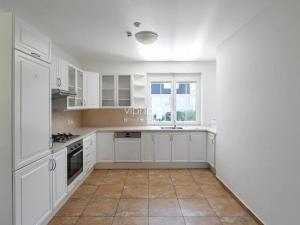 Pronájem vily, Průhonice, Pod Valem II., 260 m2