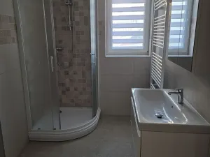 Pronájem bytu 1+kk, Stochov, Osvobození, 39 m2
