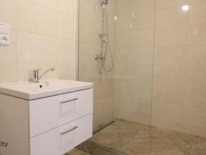 Prodej bytu 3+kk, Praha - Horní Měcholupy, Livornská, 78 m2