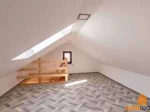 Pronájem atypického bytu, Františkov nad Ploučnicí, 61 m2