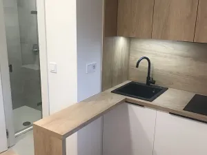 Pronájem bytu 1+kk, Praha - Strašnice, Strančická, 30 m2