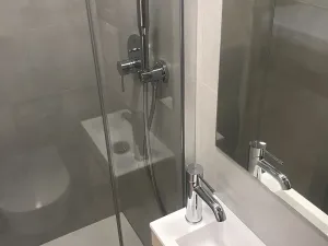 Pronájem bytu 1+kk, Praha - Strašnice, Strančická, 30 m2
