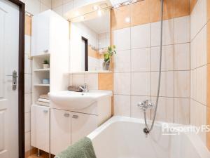 Prodej bytu 4+1, Ústí nad Labem - Krásné Březno, Keplerova, 83 m2