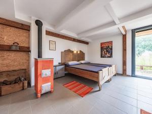 Prodej komerční nemovitosti, Úhlejov, 182 m2