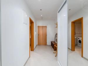 Pronájem bytu 2+kk, Praha - Letňany, Miroslava Hajna, 62 m2