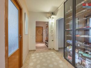 Prodej bytu 3+1, Praha - Černý Most, Vybíralova, 85 m2