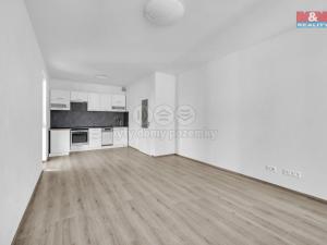 Pronájem bytu 2+kk, Pardubice, Nová Tesla, 51 m2