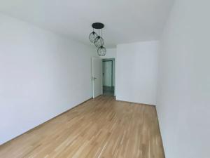 Pronájem bytu 2+kk, Praha - Smíchov, U Blaženky, 49 m2