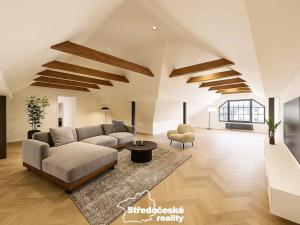 Prodej rodinného domu, Polerady, 240 m2
