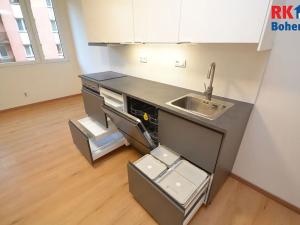 Pronájem bytu 3+kk, Benešov, Na Bezděkově, 64 m2