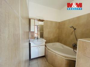 Prodej bytu 2+kk, Krnov - Pod Bezručovým vrchem, Šmeralova, 50 m2