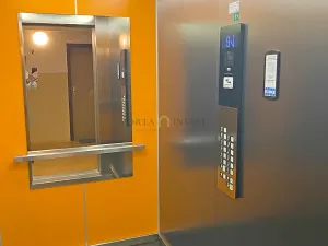 Pronájem bytu 2+kk, Praha - Troja, Krynická, 47 m2