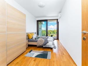 Pronájem bytu 2+kk, Praha, Jankovcova, 54 m2