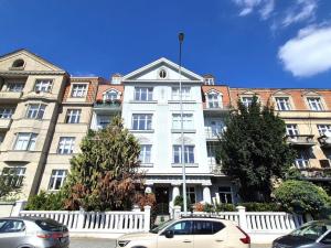 Prodej bytu 4+kk, Praha - Hradčany, Na valech, 123 m2