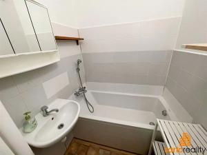 Pronájem bytu 2+1, Ústí nad Labem, Školní, 55 m2